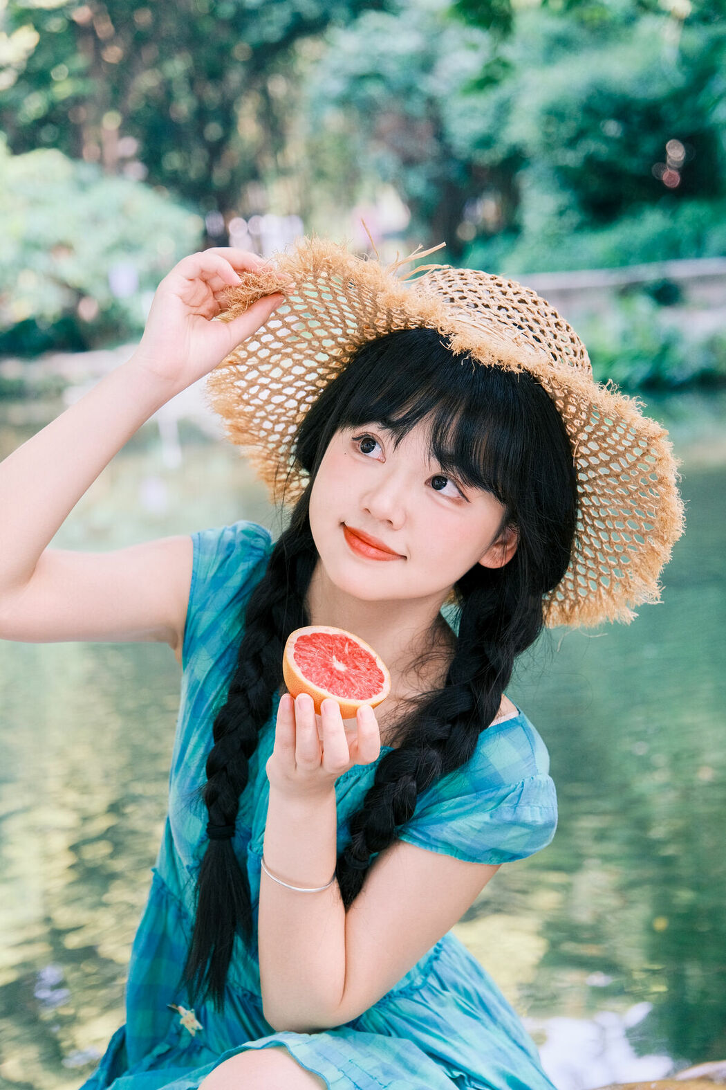 YiTuYu艺图语 Vol.9800 Xiao Li Hua Er (22P)