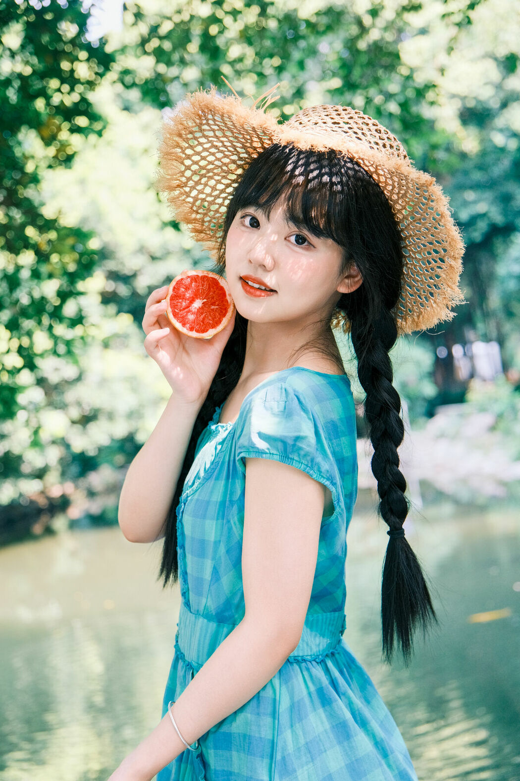 YiTuYu艺图语 Vol.9800 Xiao Li Hua Er (22P)