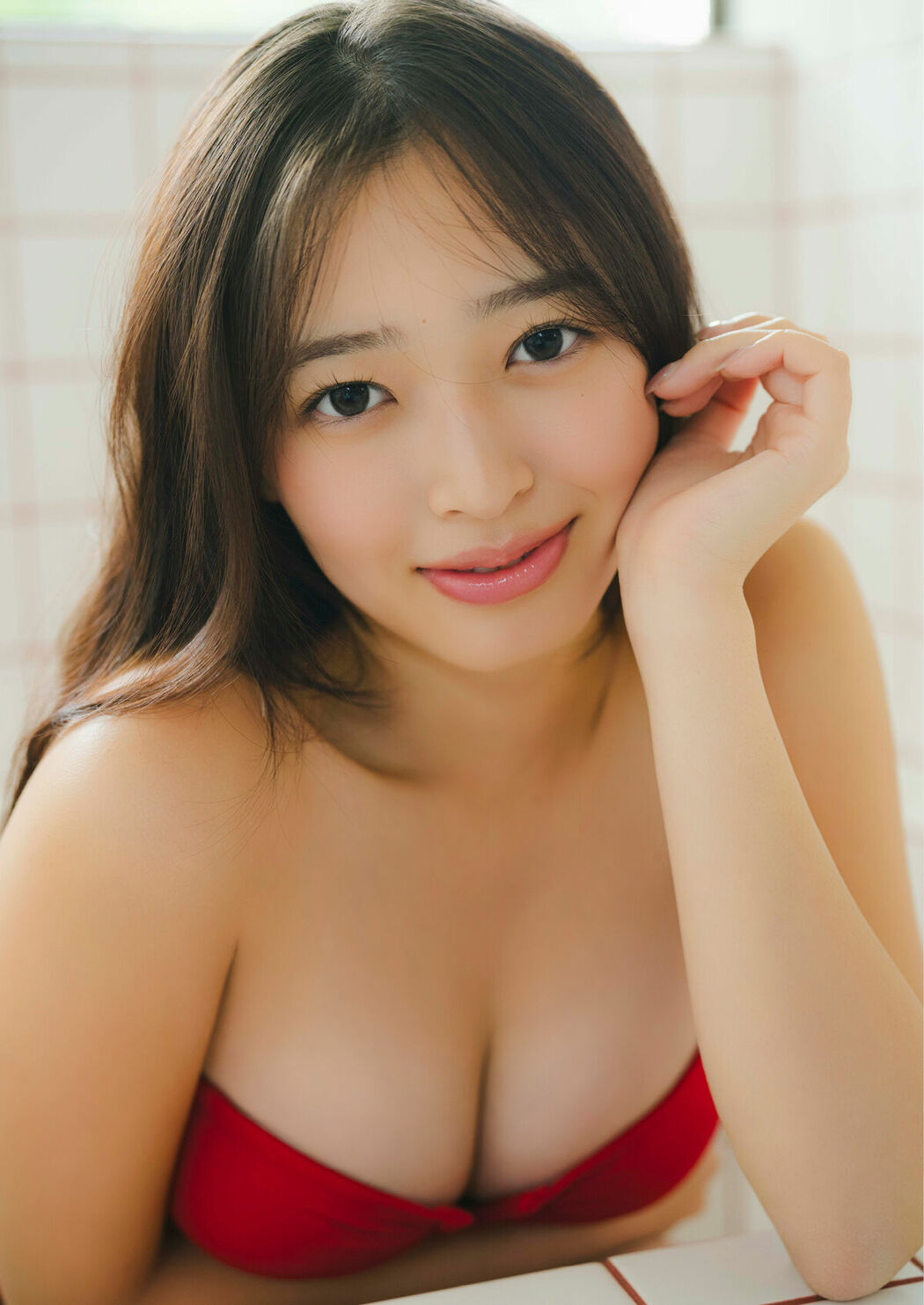 JP Kuroe Koharu 黒江こはる – 写真集 キラキラ輝く瞳 (57P)