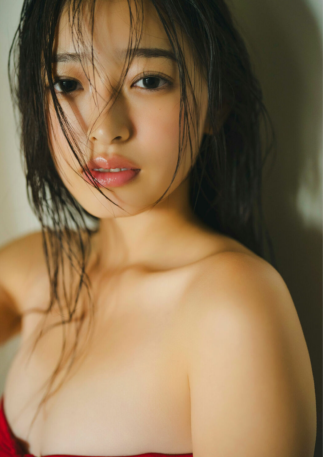 JP Kuroe Koharu 黒江こはる – 写真集 キラキラ輝く瞳 (57P)