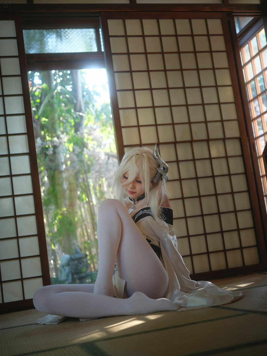 Coser@湖里狸 – 白凤 (31P)