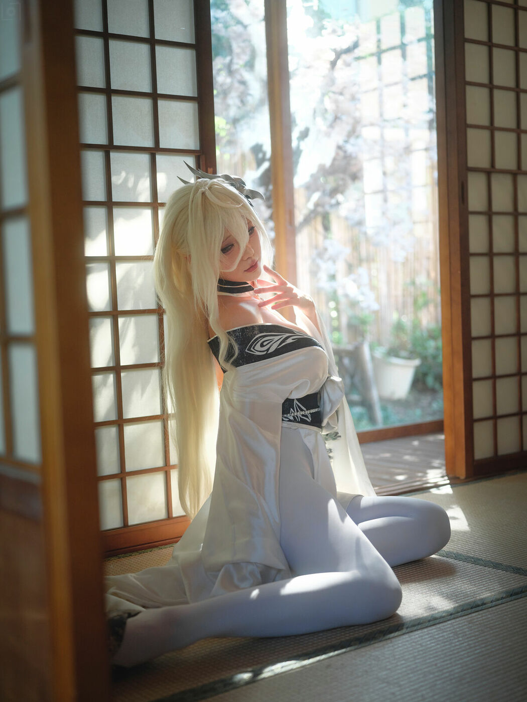 Coser@湖里狸 – 白凤 (31P)