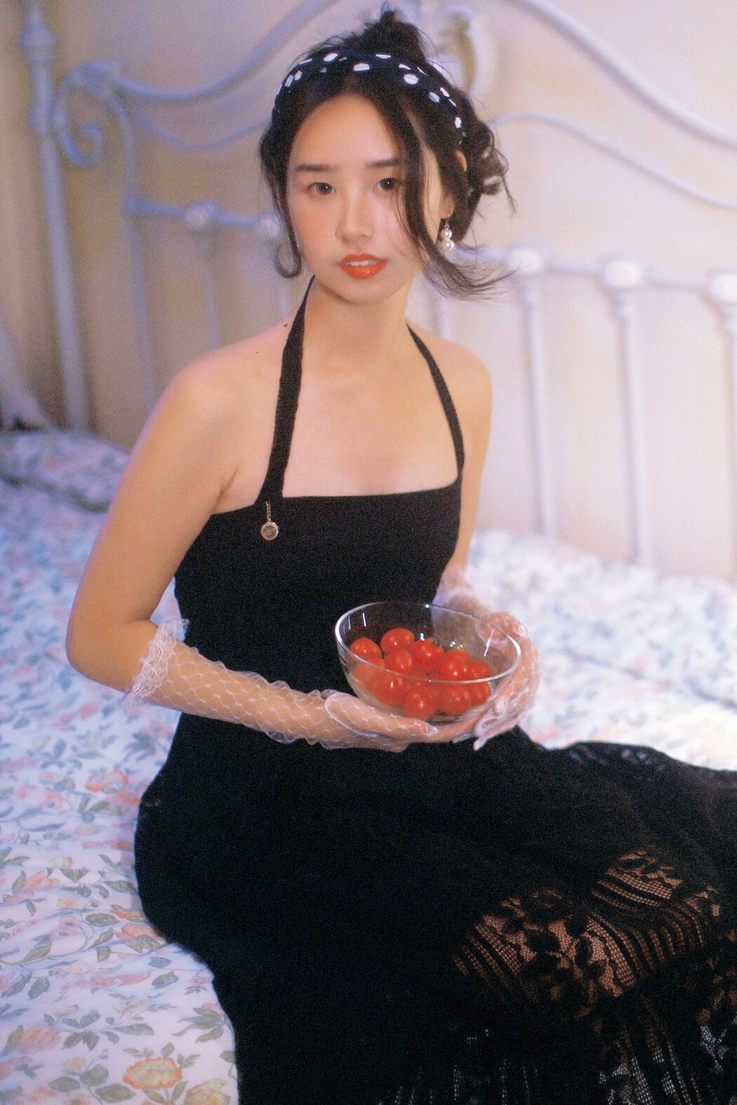 YiTuYu艺图语 Vol.9806 Yue (18P) Cover Photo