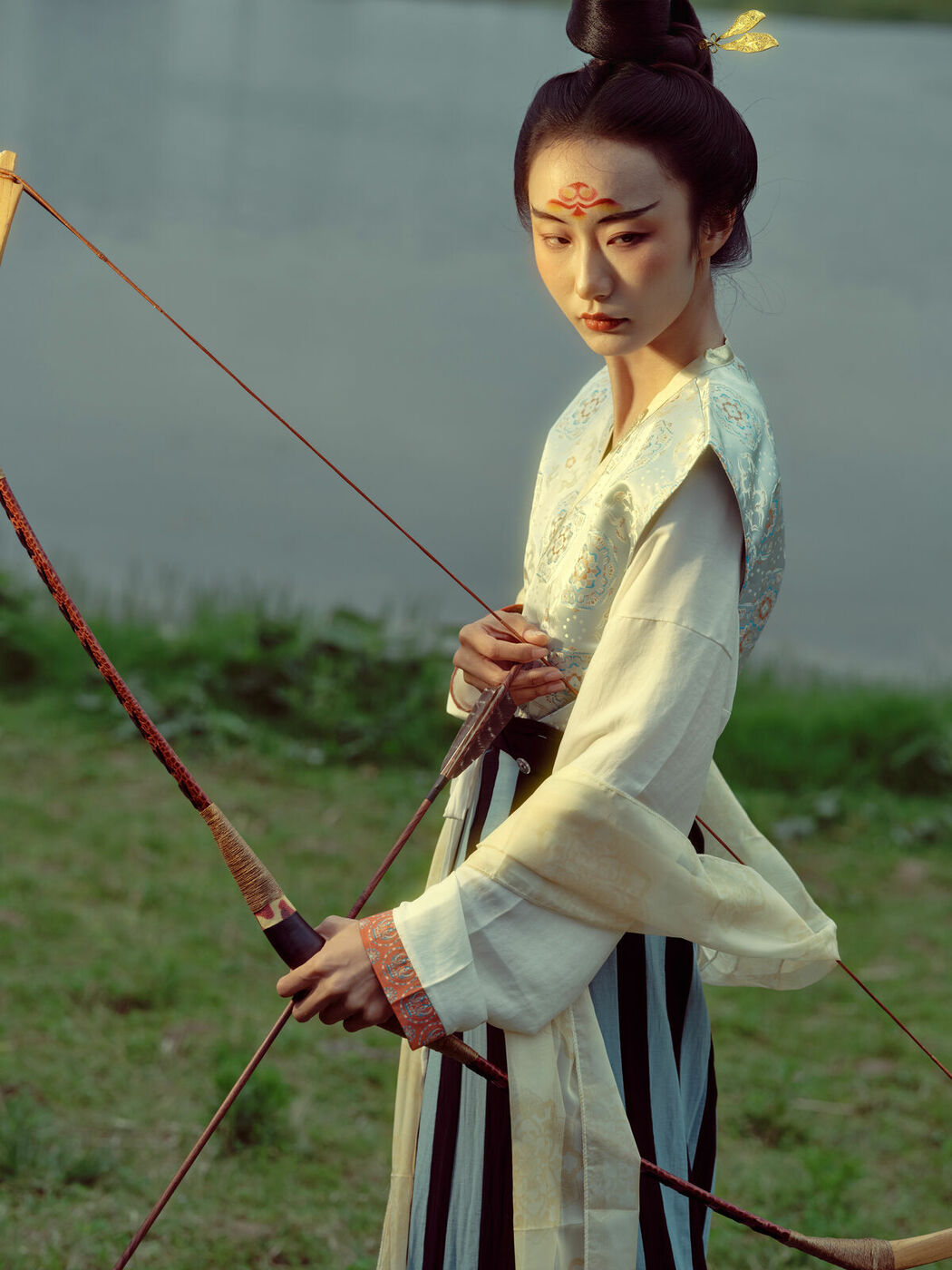 YiTuYu艺图语 Vol.9809 Leng Ku Wang Ye (47P)