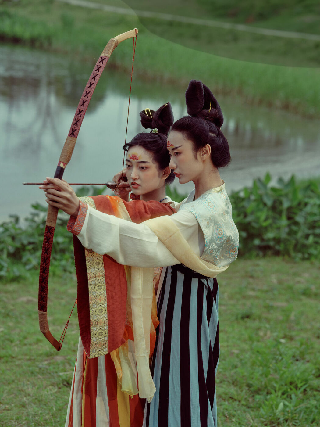 YiTuYu艺图语 Vol.9809 Leng Ku Wang Ye (47P)