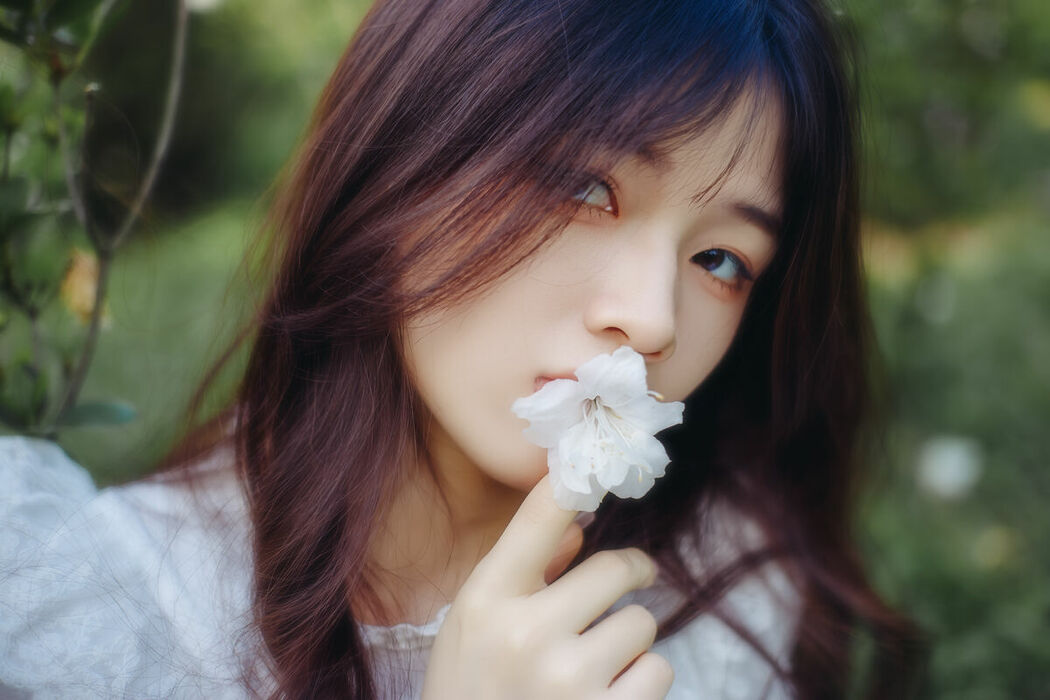 YiTuYu艺图语 Vol.9812 Dong Dong (38P)