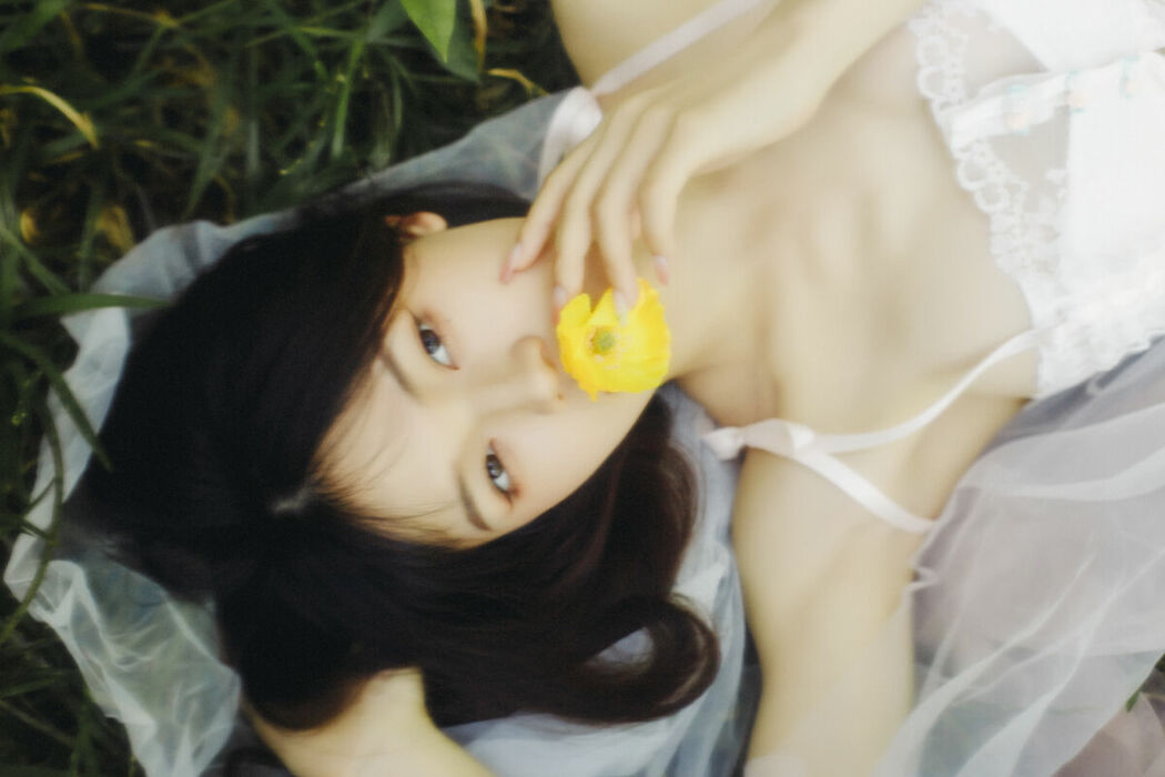 YiTuYu艺图语 Vol.9812 Dong Dong (38P)