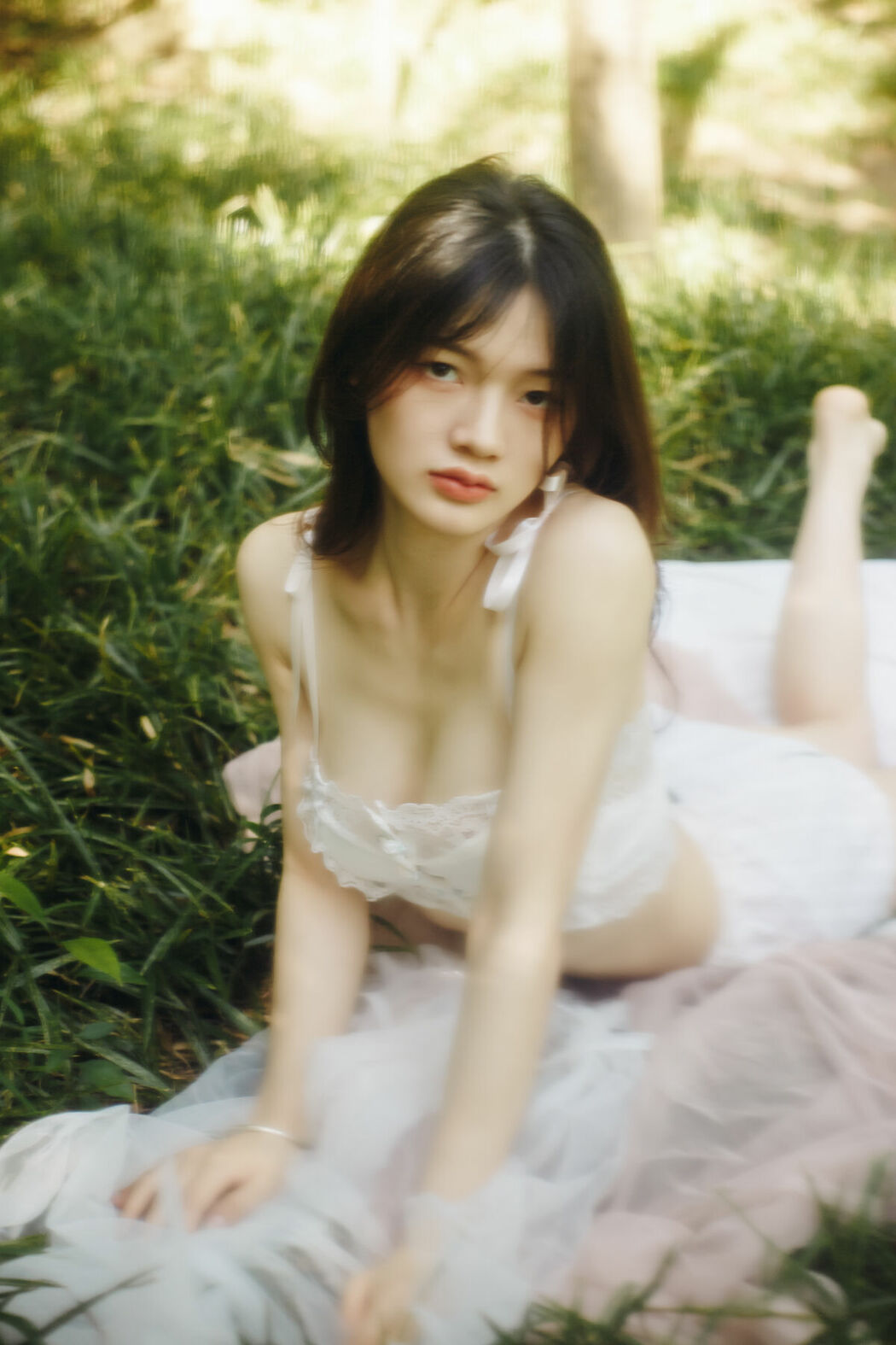 YiTuYu艺图语 Vol.9812 Dong Dong (38P)