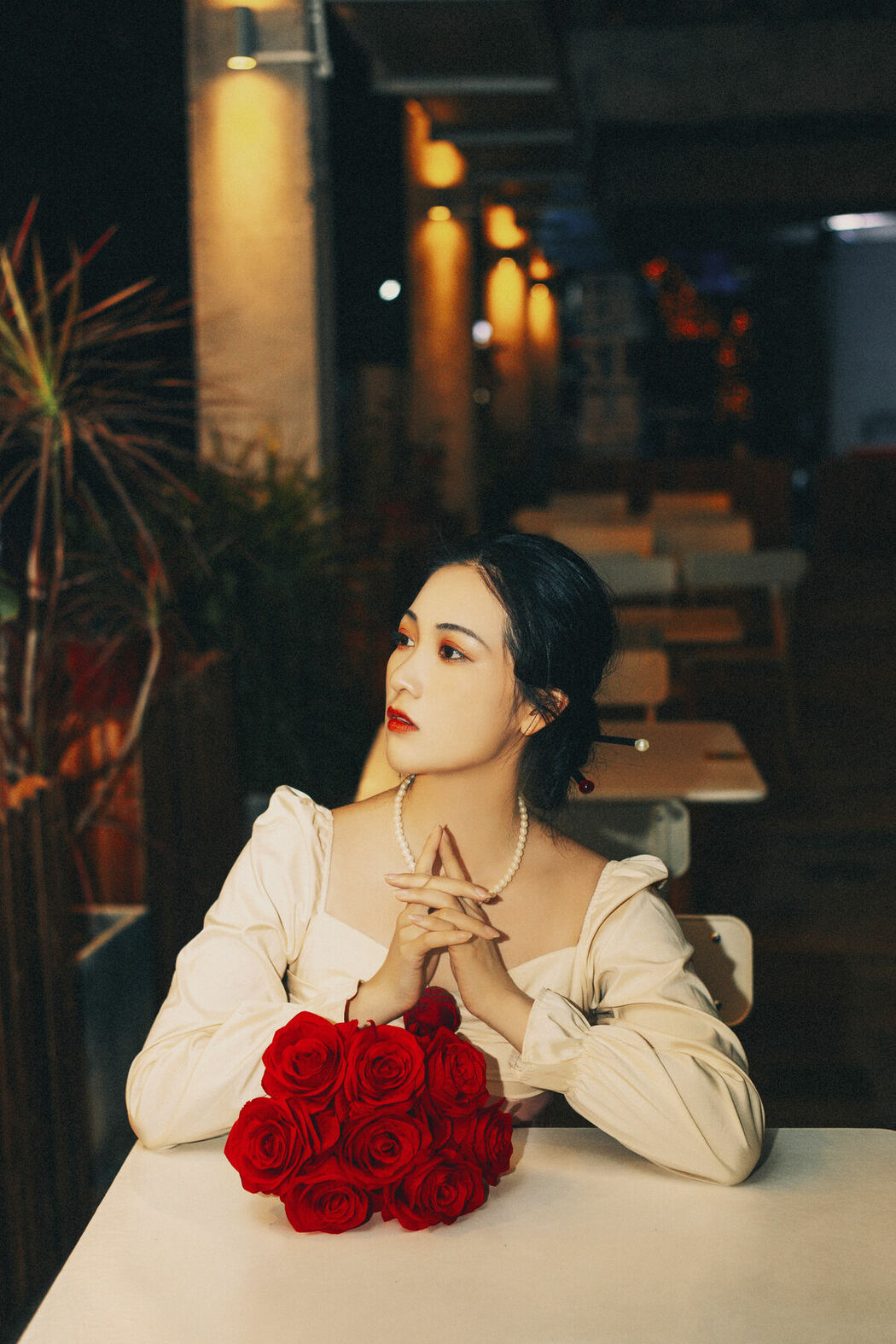 YiTuYu艺图语 Vol.9813 Li Xiao Xin (15P)