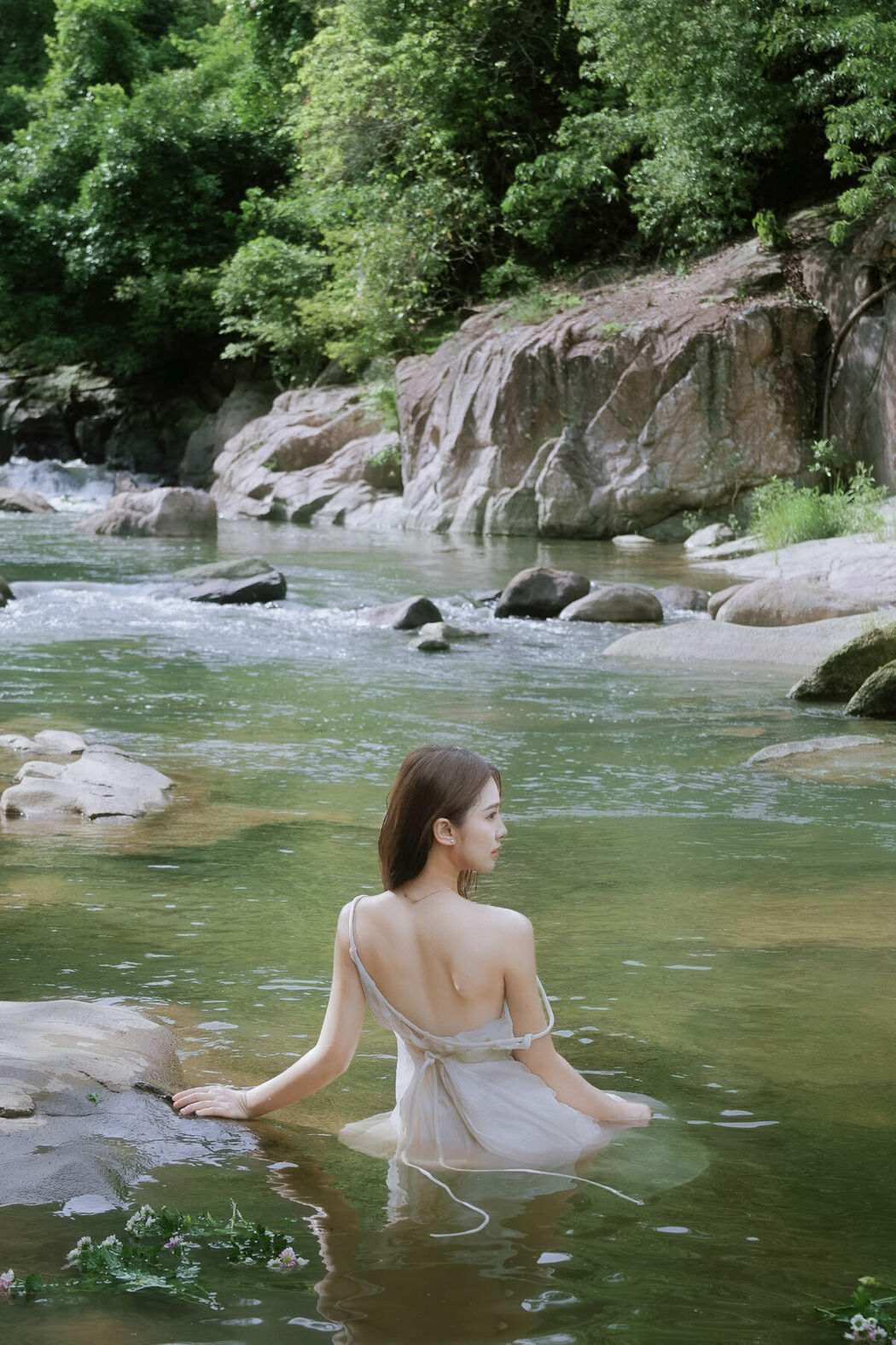 YiTuYu艺图语 Vol.9814 Ying Er YY (26P)