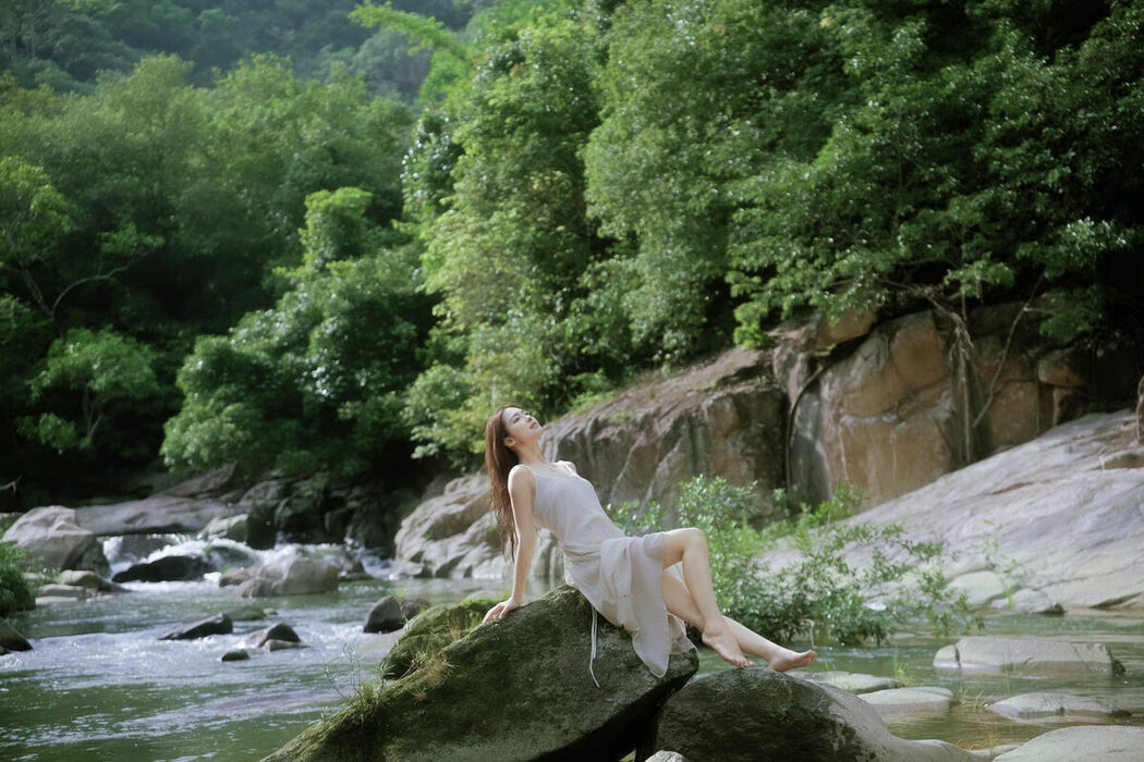 YiTuYu艺图语 Vol.9814 Ying Er YY (26P)