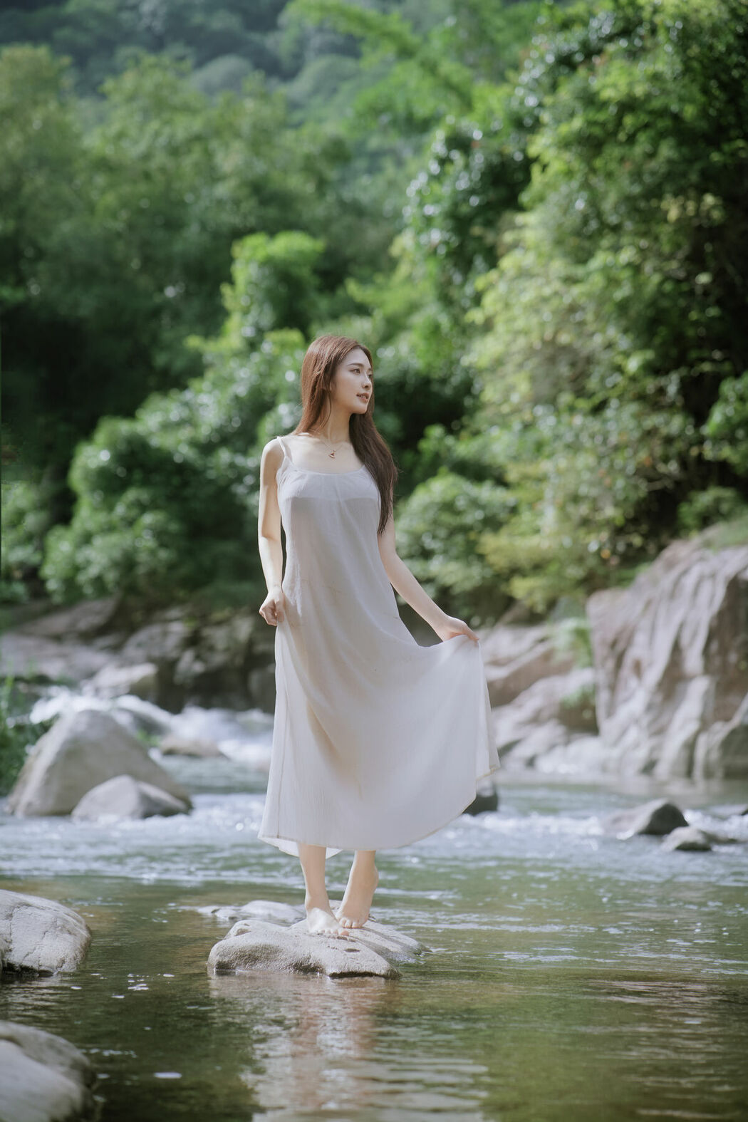 YiTuYu艺图语 Vol.9814 Ying Er YY (26P)