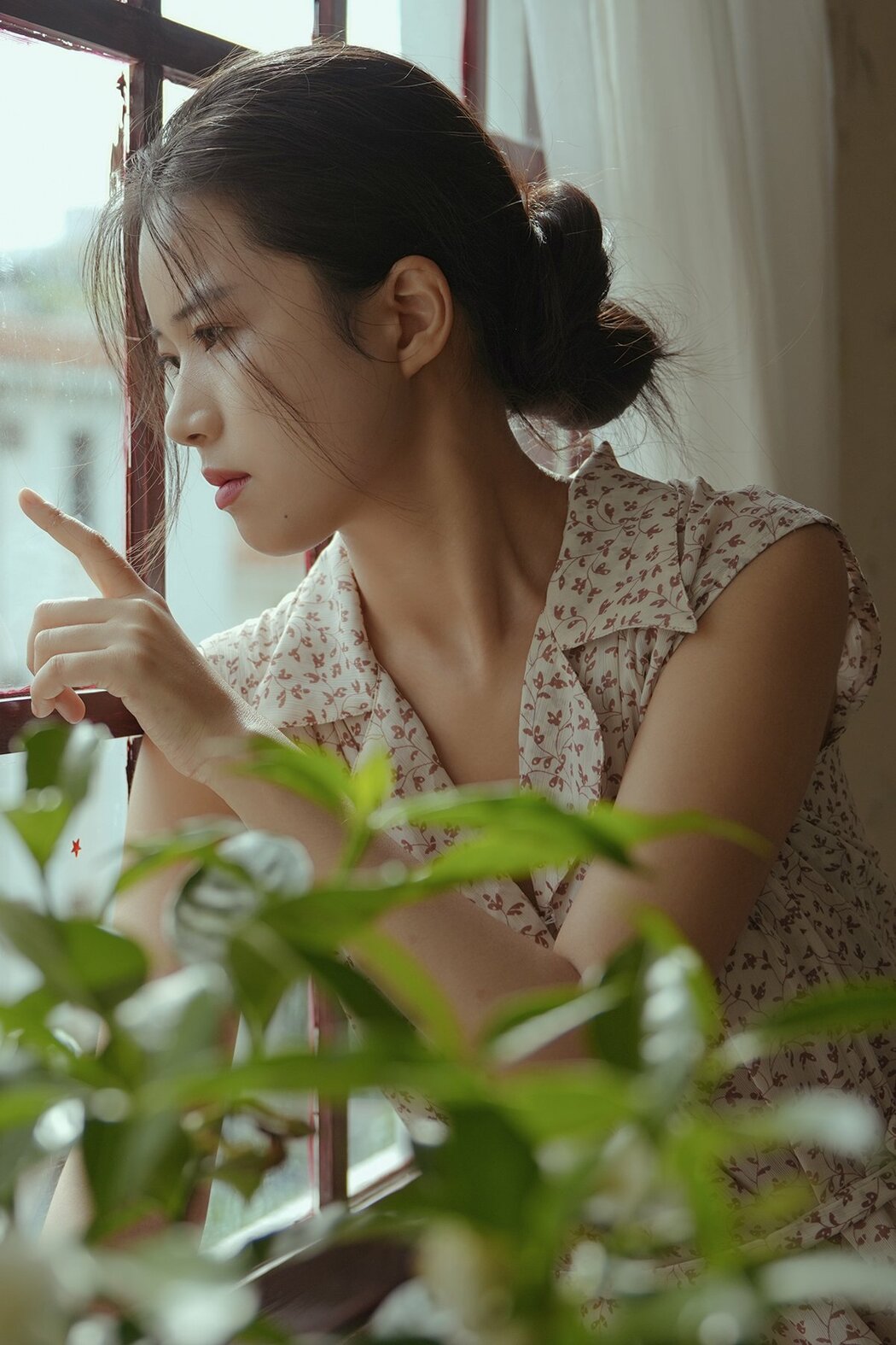 YiTuYu艺图语 Vol.9818 Jiu Qian De Yi Er (22P) Cover Photo