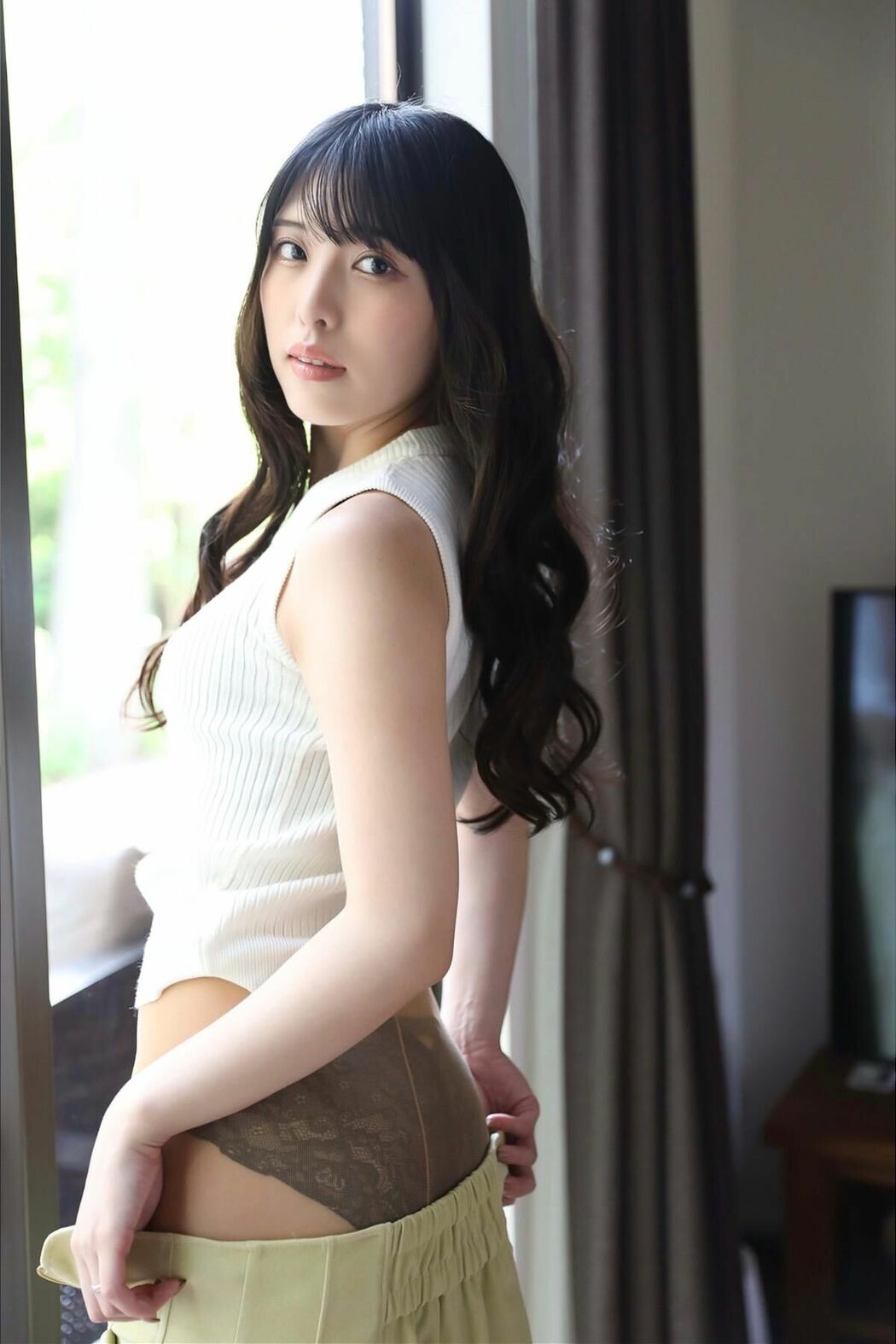 JP Mahiro まひろさん – 童顔でアイドルのような若奥様 Part01 (50P)