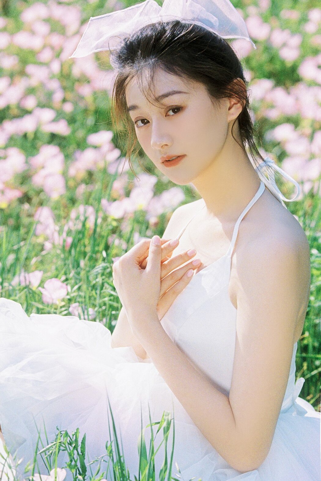 YiTuYu艺图语 Vol.9816 Shi Hue Xian Zi Ya (17P) Cover Photo