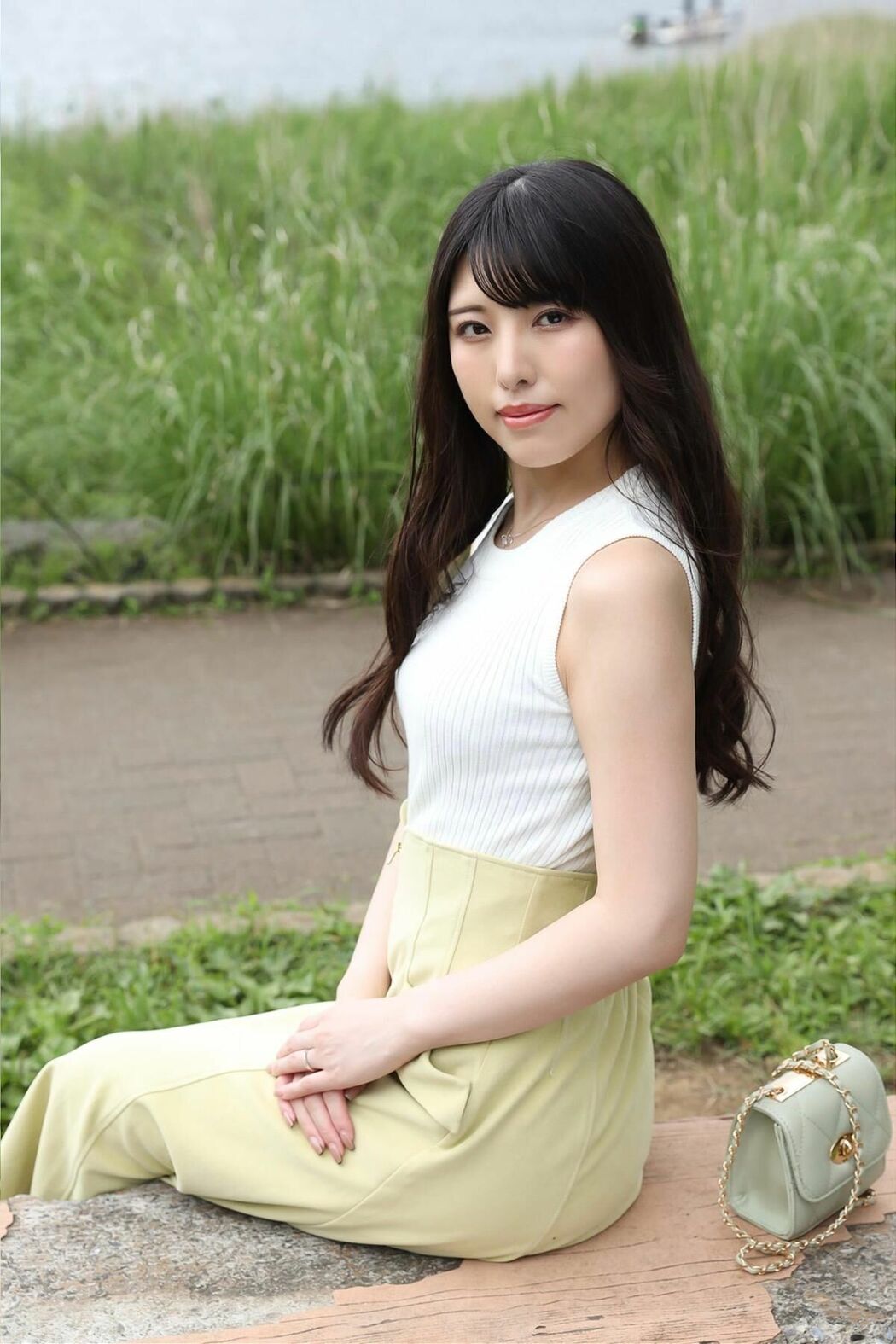 JP Mahiro まひろさん – 童顔でアイドルのような若奥様 Part01 (50P)