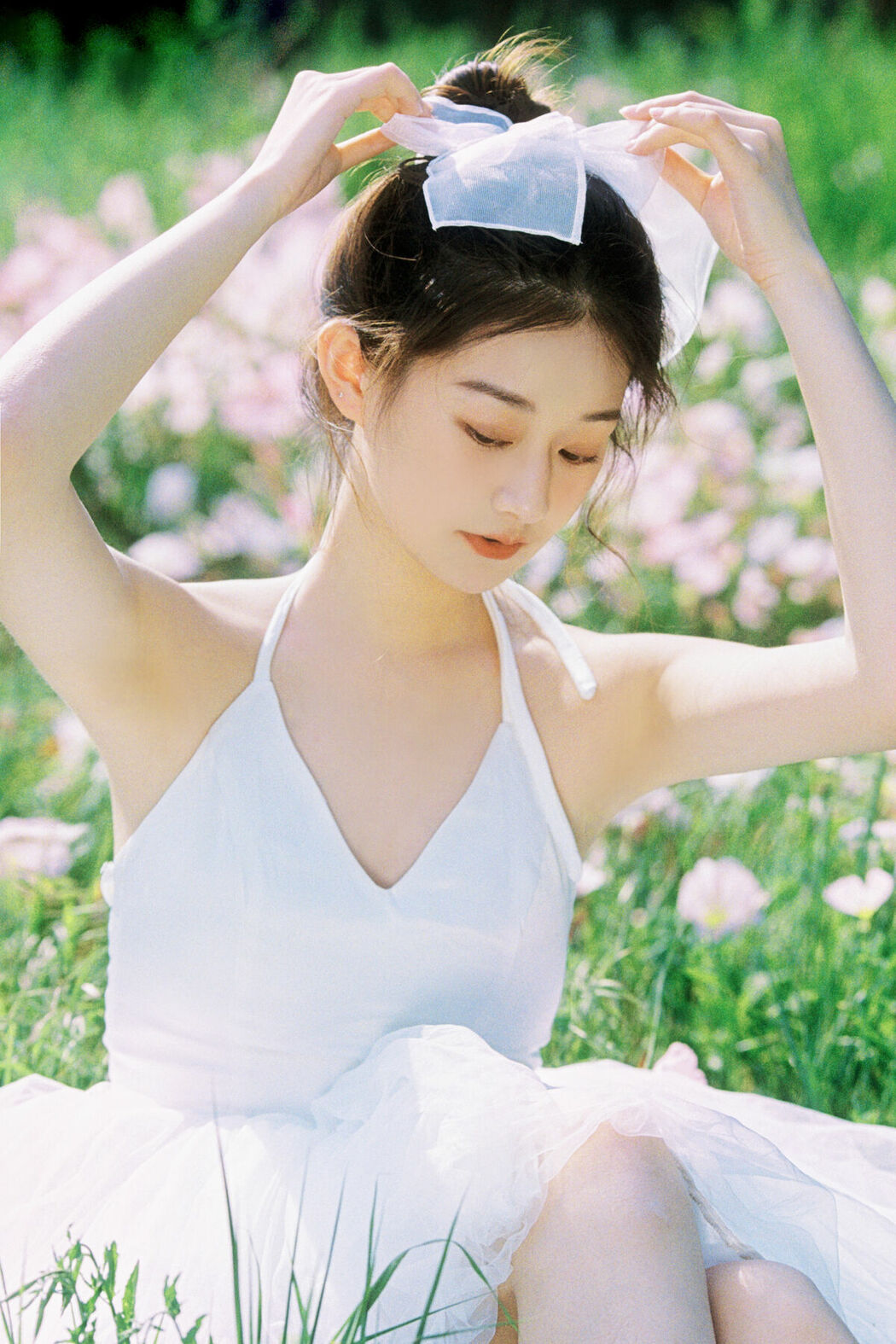 YiTuYu艺图语 Vol.9816 Shi Hue Xian Zi Ya (17P)