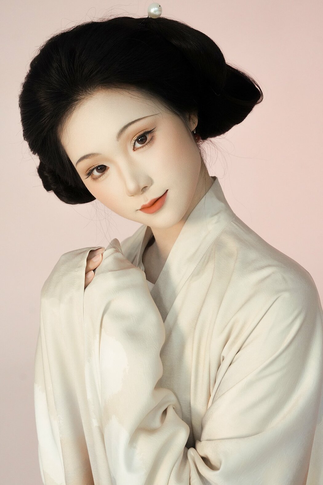 YiTuYu艺图语 Vol.9817 Yue Yue (14P) Cover Photo