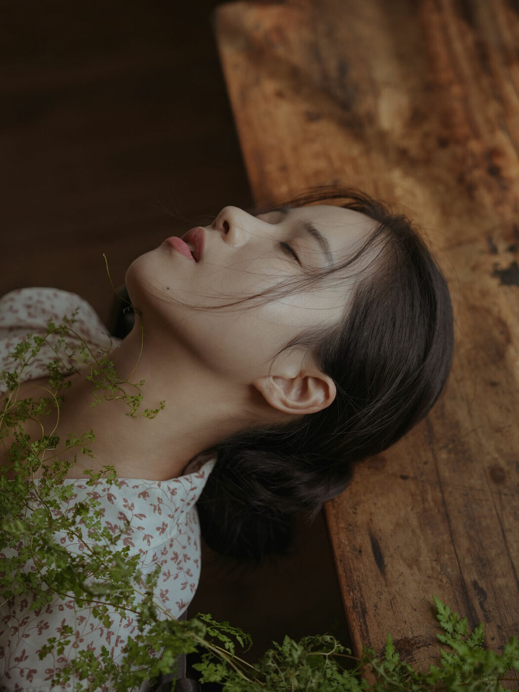 YiTuYu艺图语 Vol.9818 Jiu Qian De Yi Er (22P)