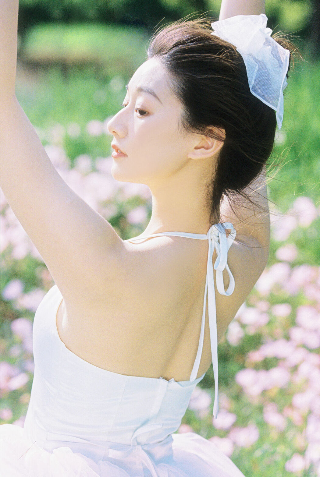 YiTuYu艺图语 Vol.9816 Shi Hue Xian Zi Ya (17P)