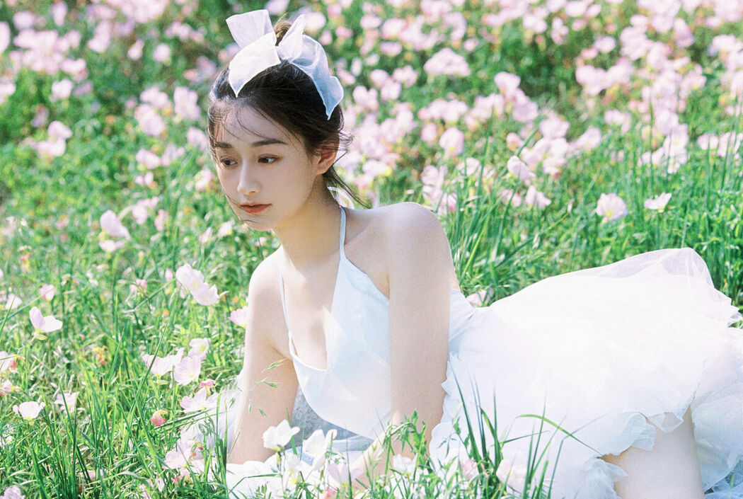 YiTuYu艺图语 Vol.9816 Shi Hue Xian Zi Ya (17P)