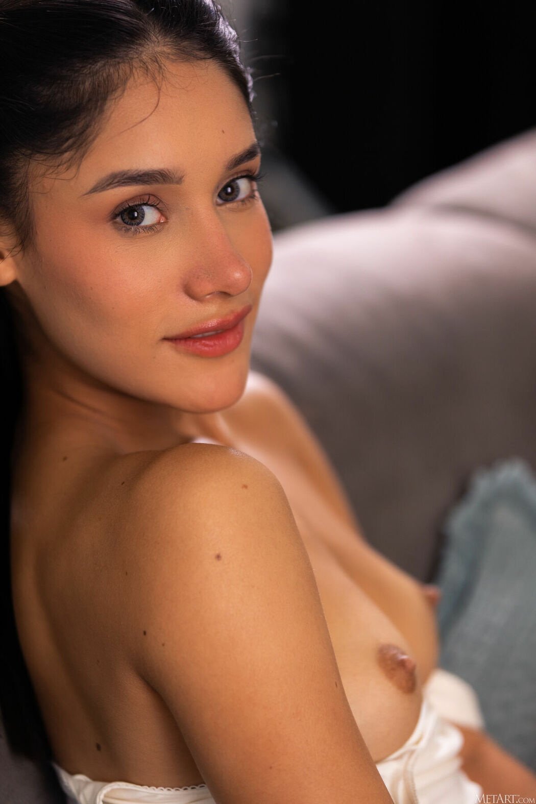 MetArt Carolina Guerrero – Couch Confessions Part01 (59P)