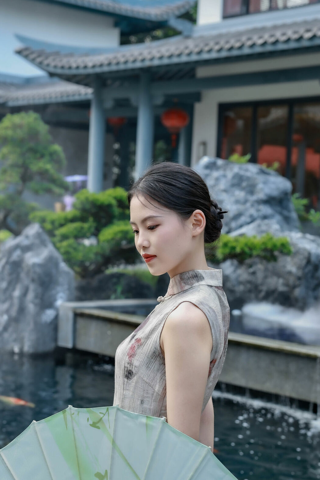 YiTuYu艺图语 Vol.9819 Chen Shi Er Ing (32P)