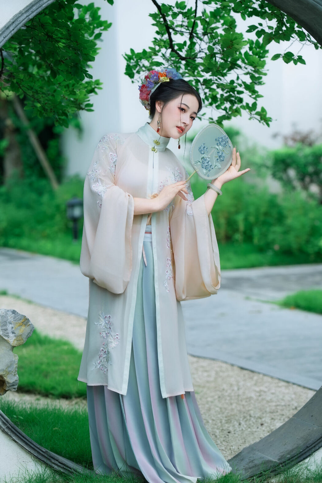 YiTuYu艺图语 Vol.9821 Mi Mi (28P)