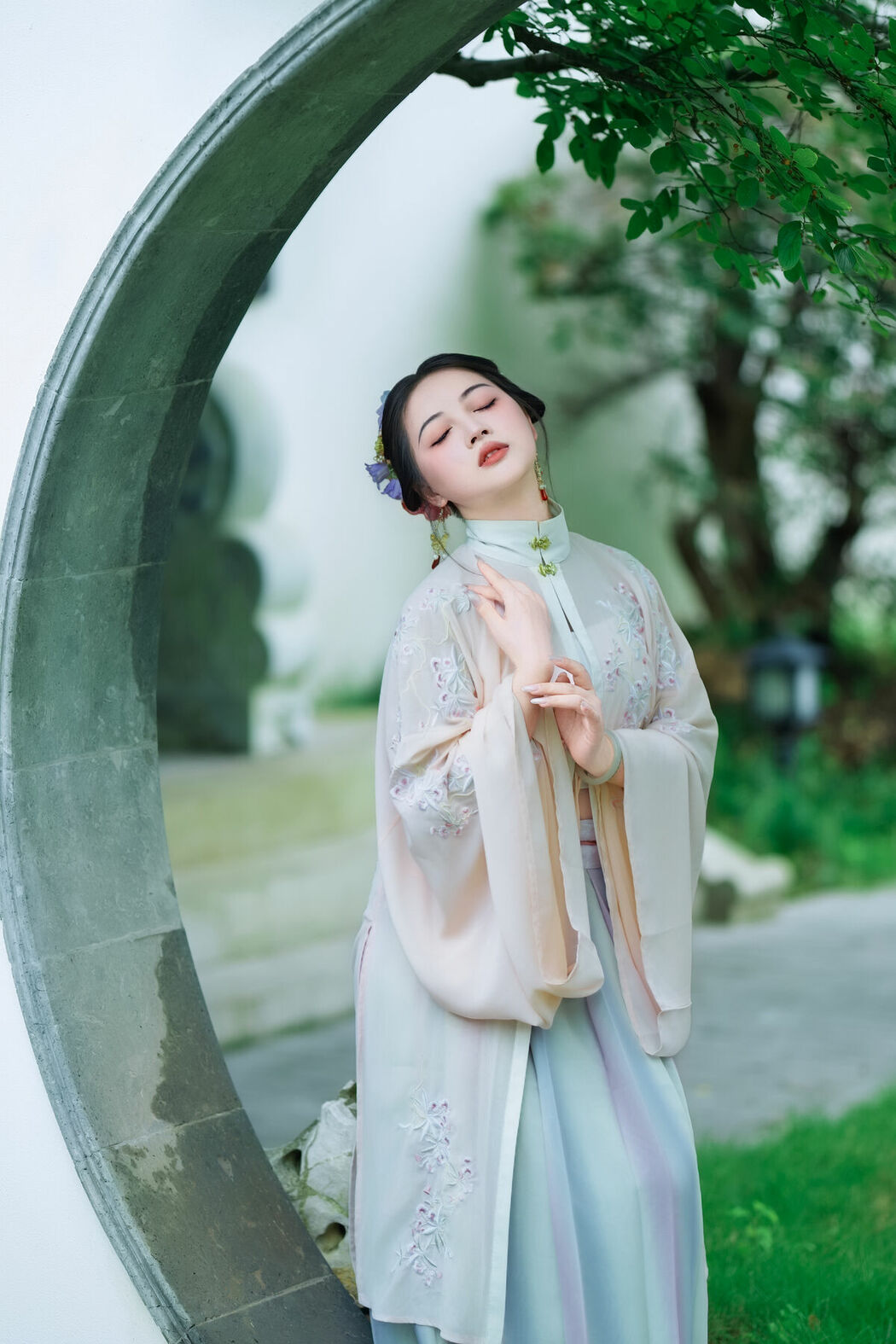 YiTuYu艺图语 Vol.9821 Mi Mi (28P)
