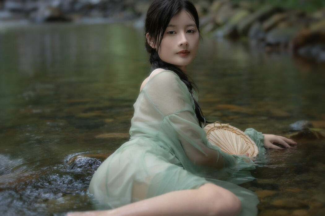 YiTuYu艺图语 Vol.9824 Yu Mi (24P)