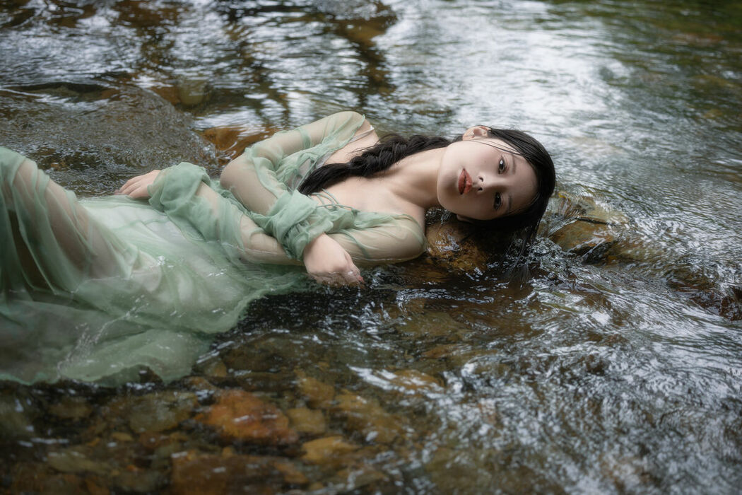 YiTuYu艺图语 Vol.9824 Yu Mi (24P)