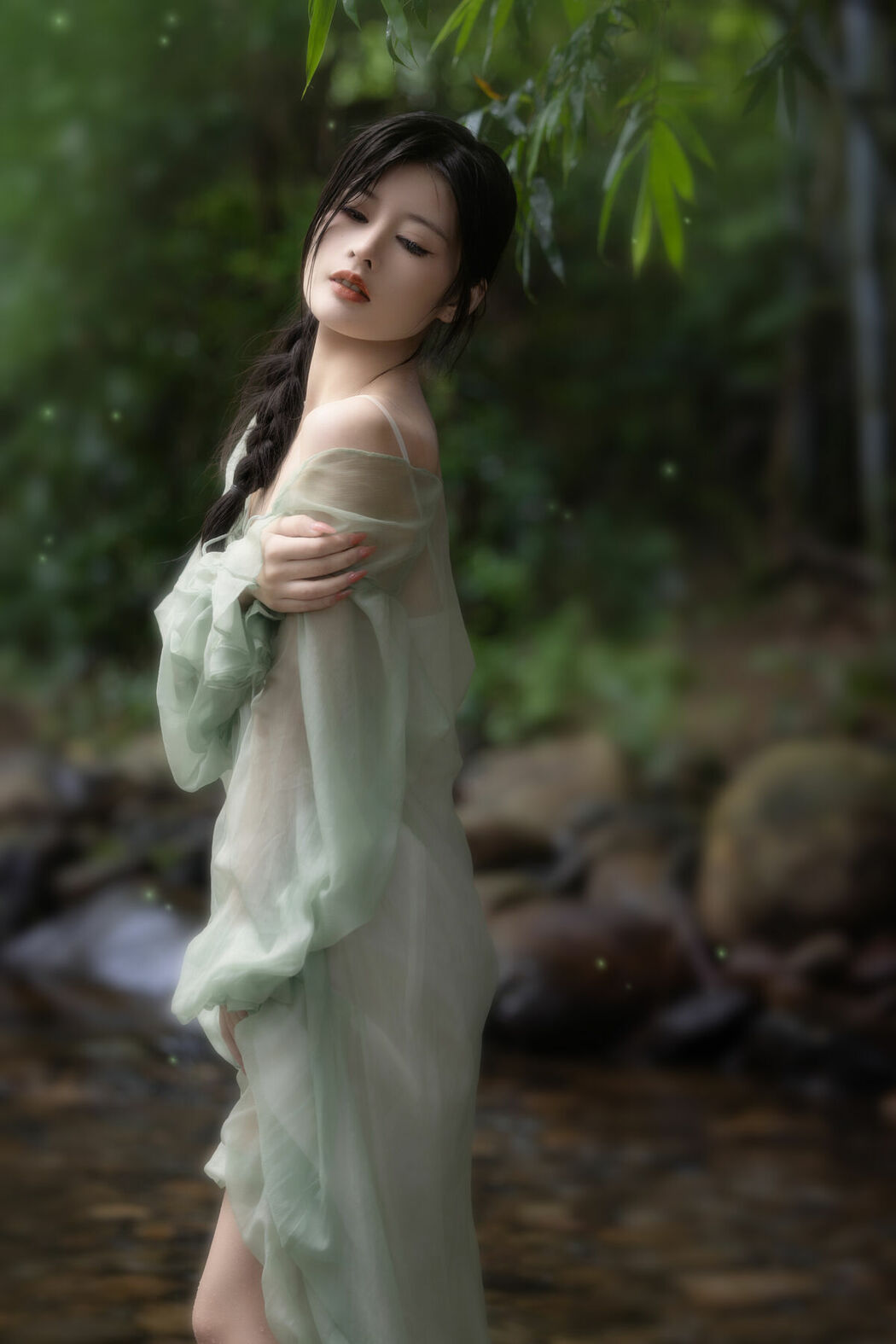 YiTuYu艺图语 Vol.9824 Yu Mi (24P)