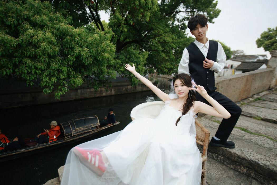 YiTuYu艺图语 Vol.9826 Yu Tou Xiao Sun (16P)