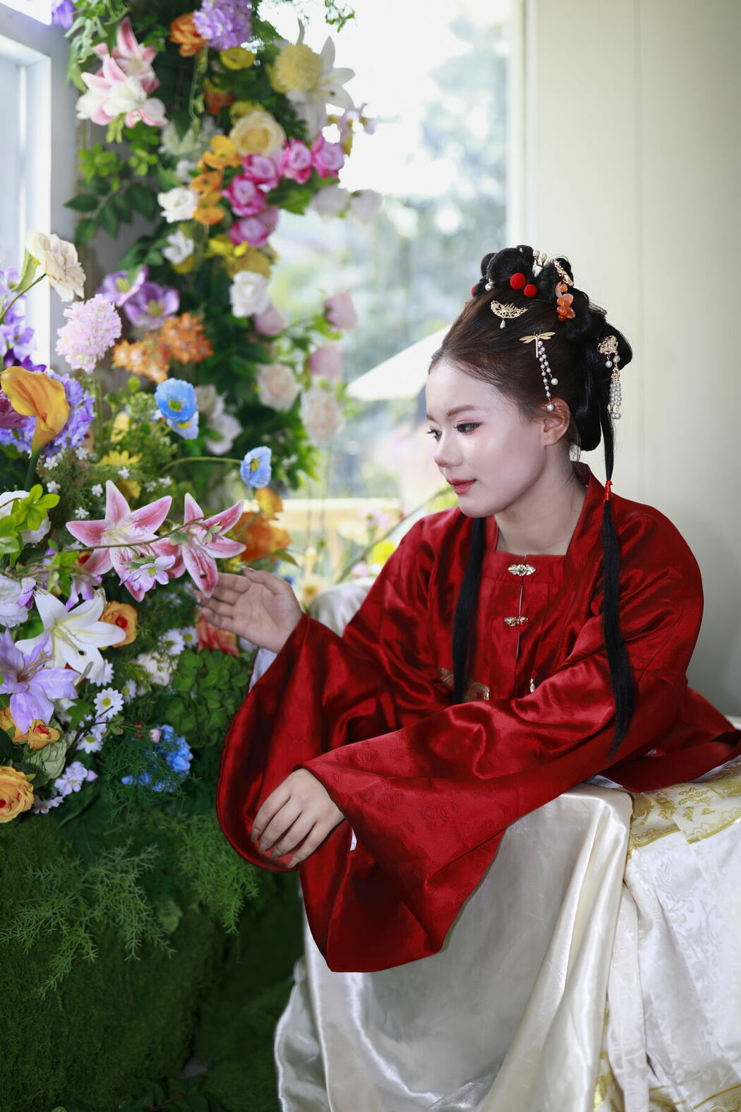 YiTuYu艺图语 Vol.9827 M (18P)