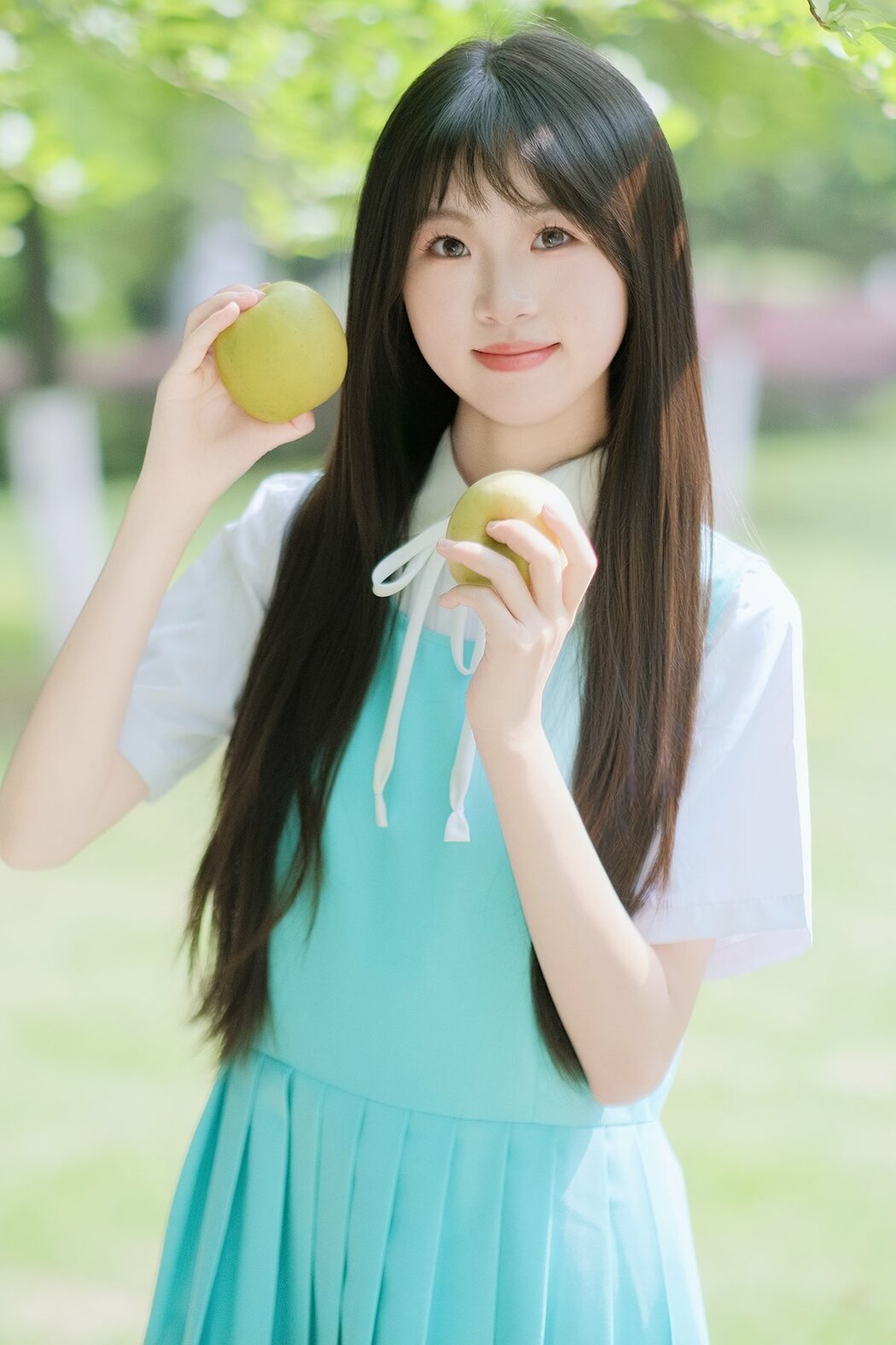 YiTuYu艺图语 Vol.9825 1010 (20P) Cover Photo