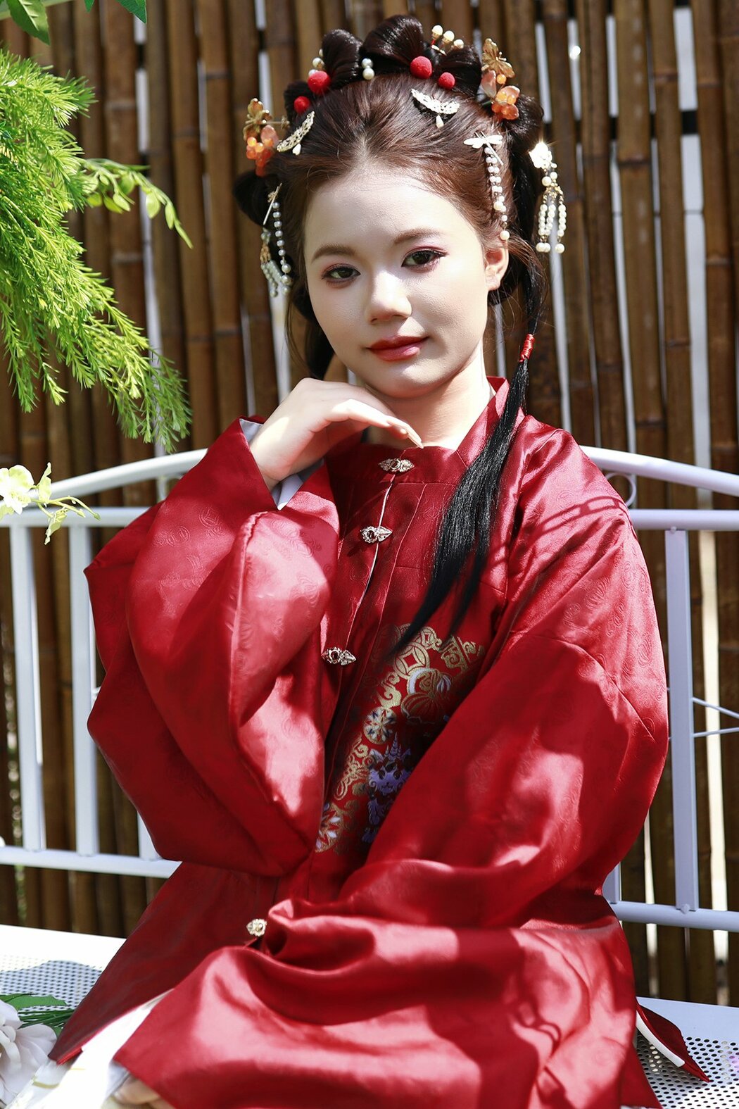 YiTuYu艺图语 Vol.9827 M (18P) Cover Photo