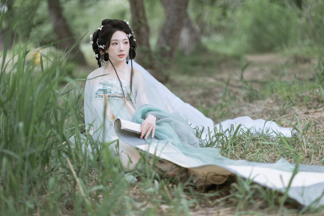 YiTuYu艺图语 Vol.9830 Shi Nan Yuan Bu Shi Zhou (62P)