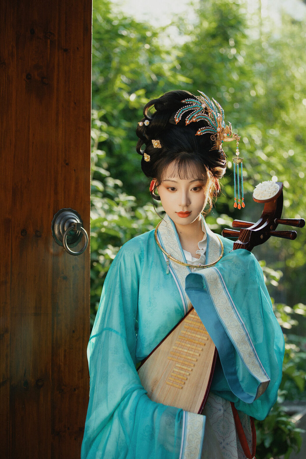 YiTuYu艺图语 Vol.9829 Xiao U (16P)