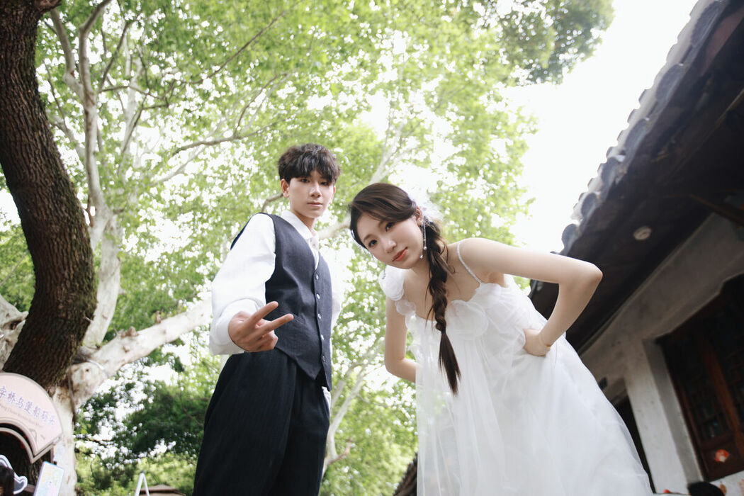 YiTuYu艺图语 Vol.9826 Yu Tou Xiao Sun (16P)