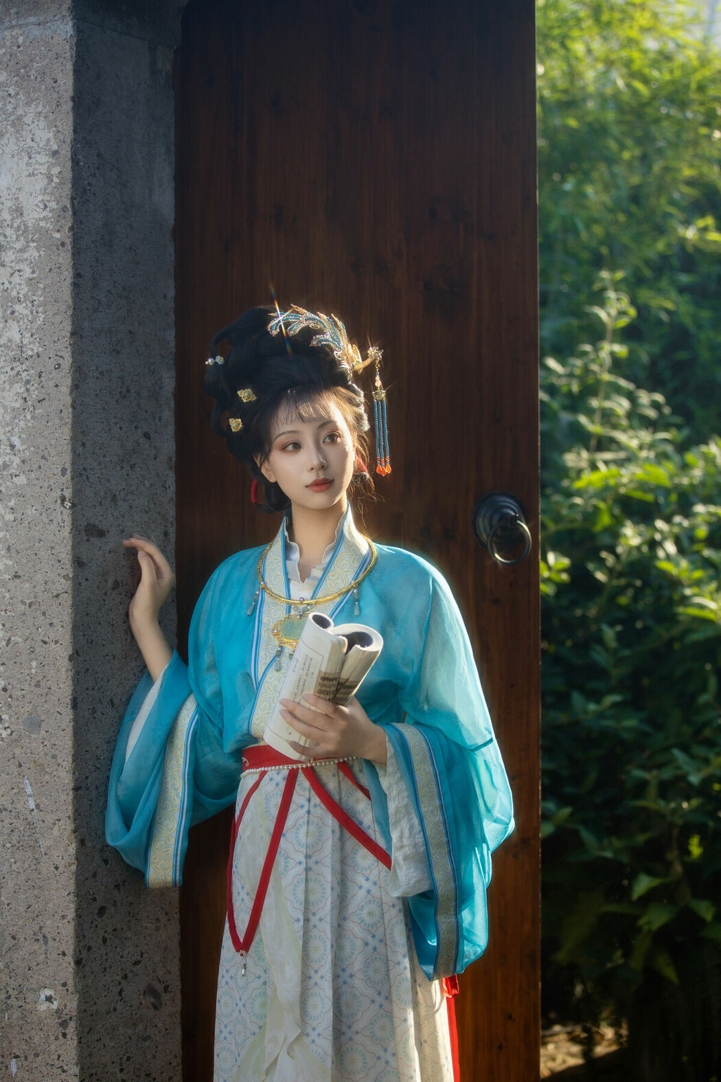 YiTuYu艺图语 Vol.9829 Xiao U (16P)