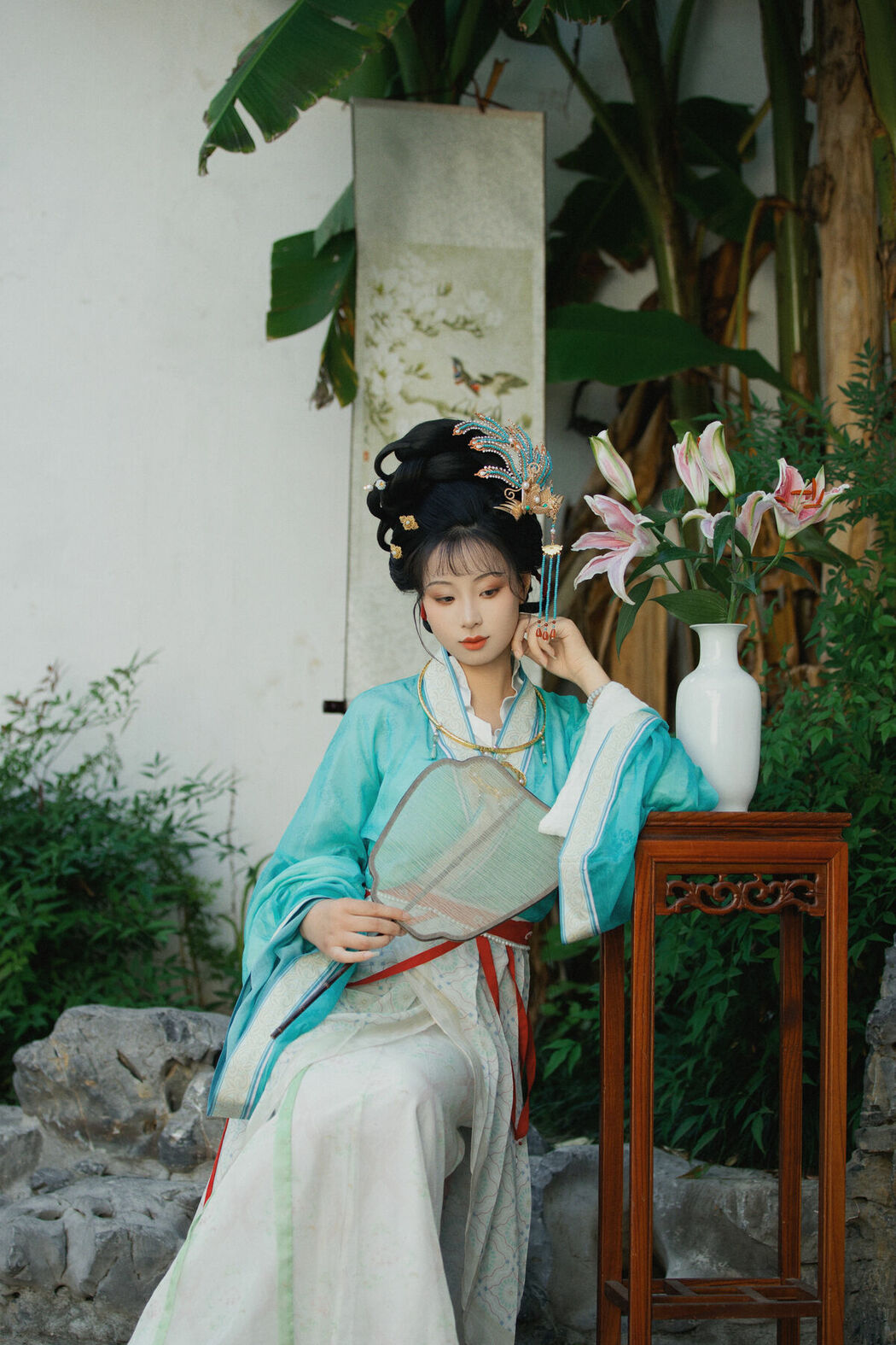 YiTuYu艺图语 Vol.9829 Xiao U (16P)