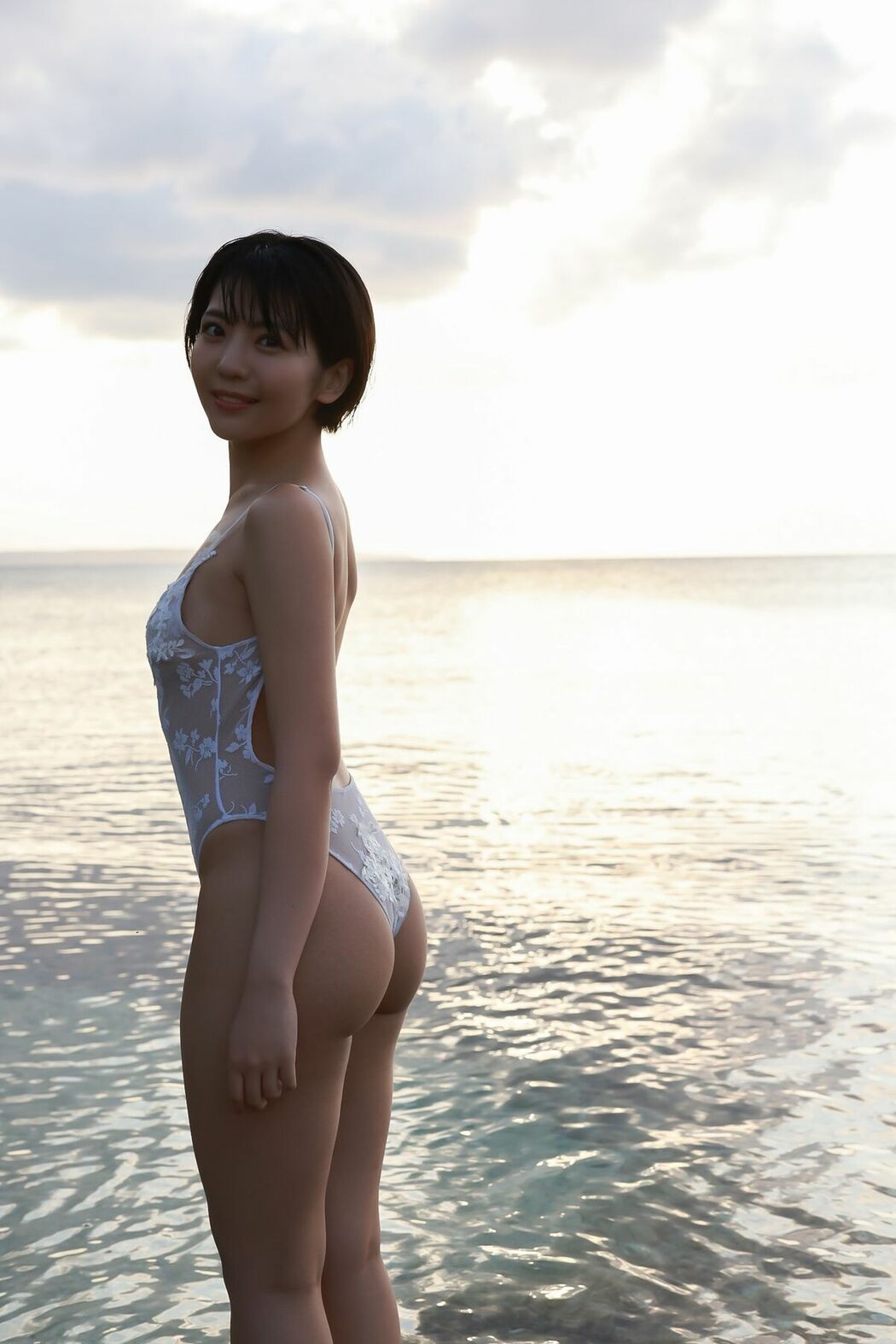 JP Moeka Sasaki 佐佐木萌香 – 週刊現代デジタル写真集 情熱の美尻クイーン (77P)