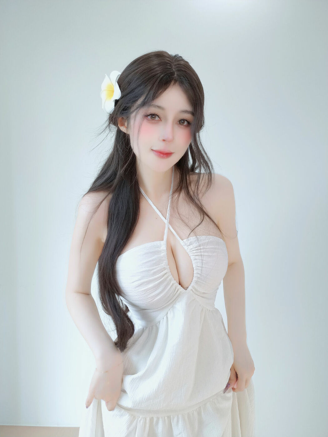 Coser@白银81 – Fantia 2025年09月会员合集 15套 Part01 (49P – 6V)