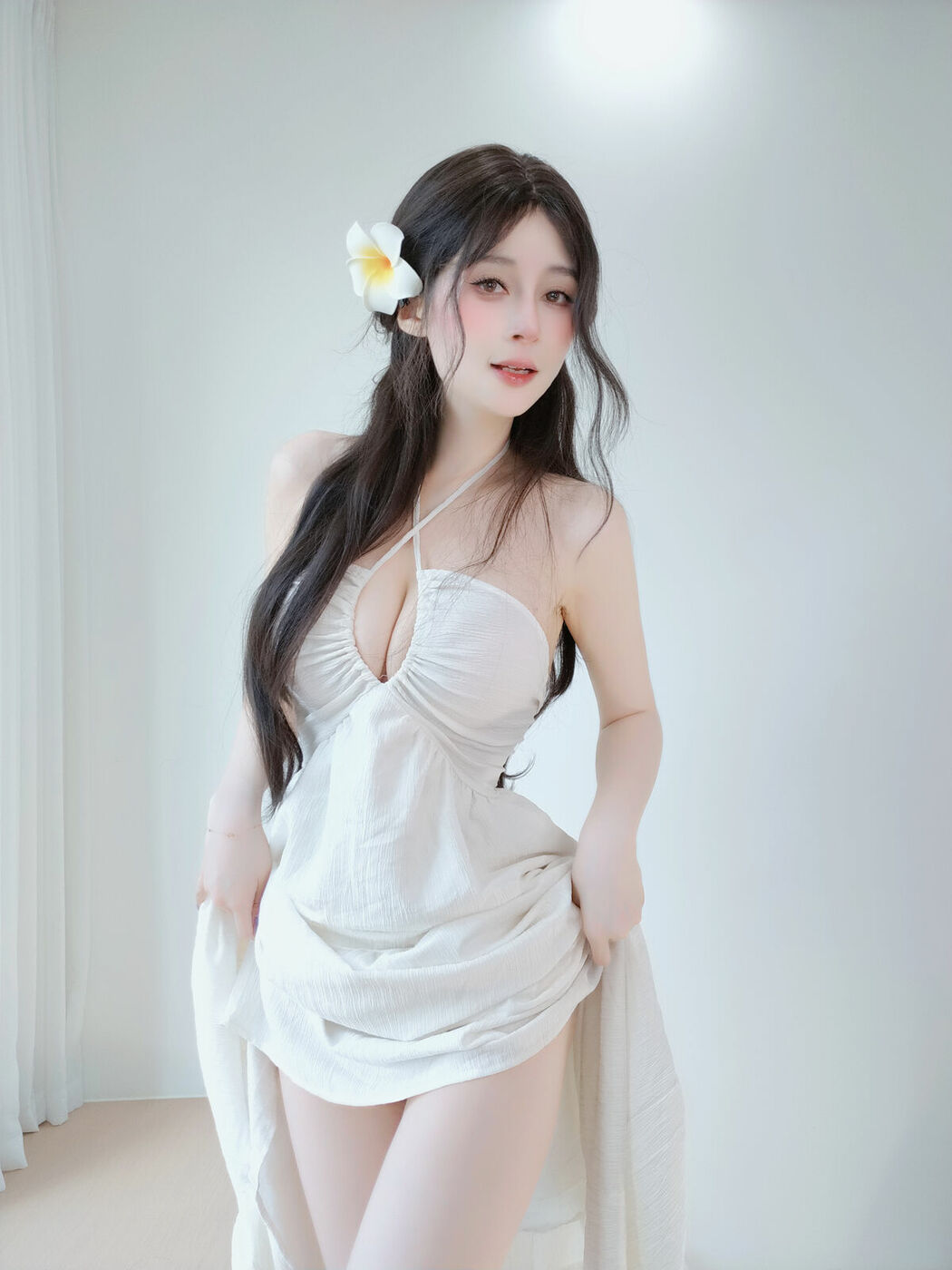 Coser@白银81 – Fantia 2025年09月会员合集 15套 Part01 (49P – 6V)