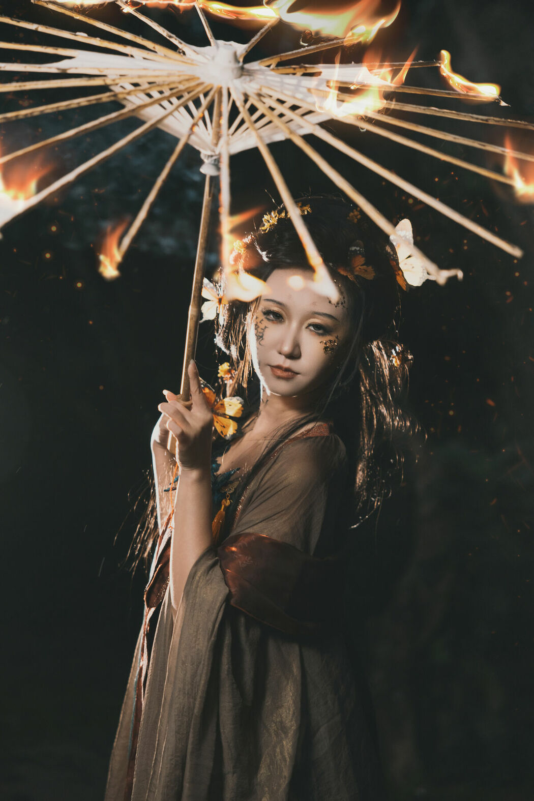 YiTuYu艺图语 Vol.9835 Shi Lin Lin Ya (26P)