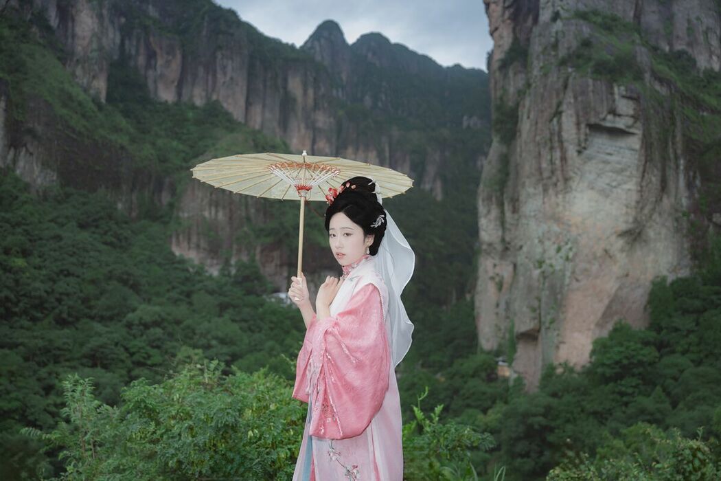 YiTuYu艺图语 Vol.9836 Se Ta Bun (19P)