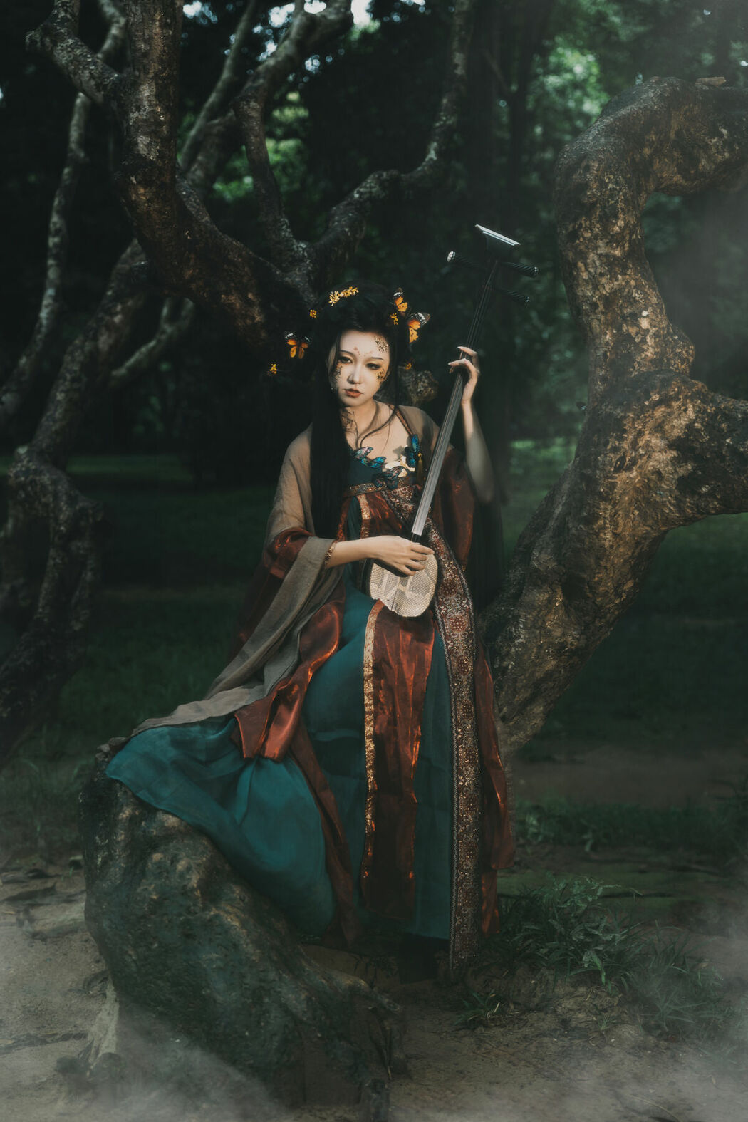 YiTuYu艺图语 Vol.9835 Shi Lin Lin Ya (26P)