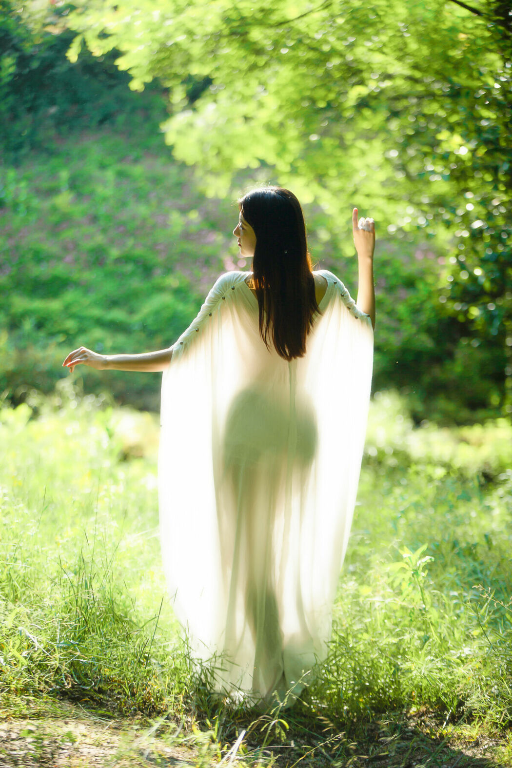YiTuYu艺图语 Vol.9838 Xiao Mugi (17P)
