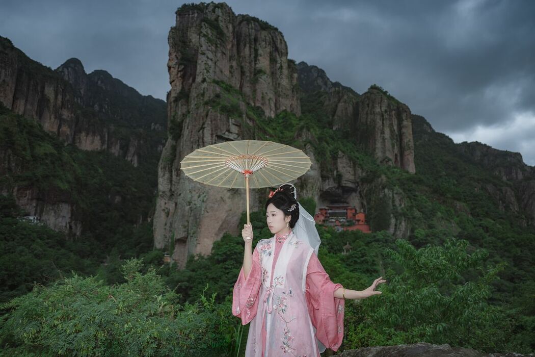 YiTuYu艺图语 Vol.9836 Se Ta Bun (19P)