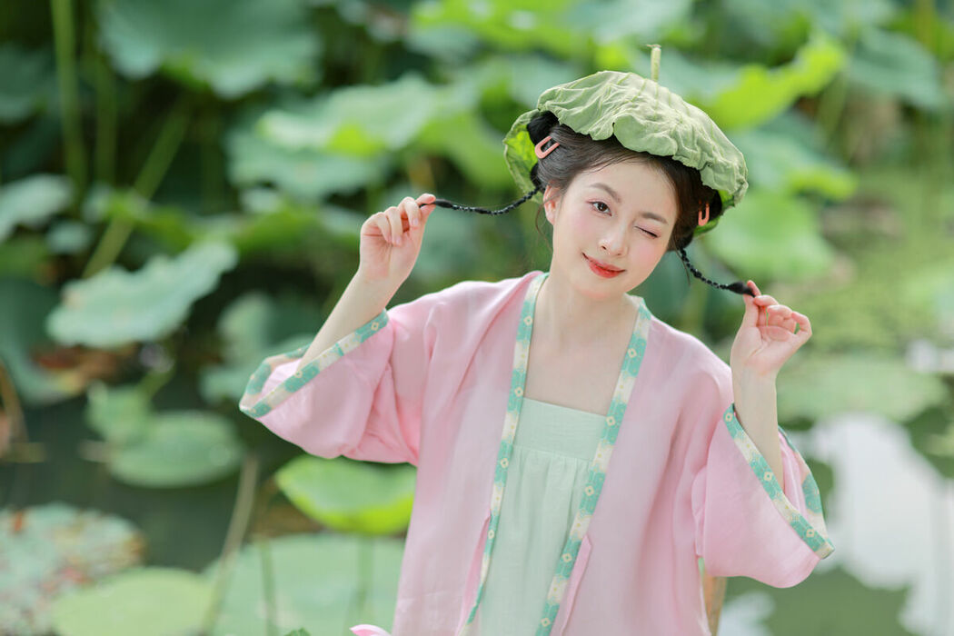 YiTuYu艺图语 Vol.9841 Xiao Mao Yu Gan (14P)